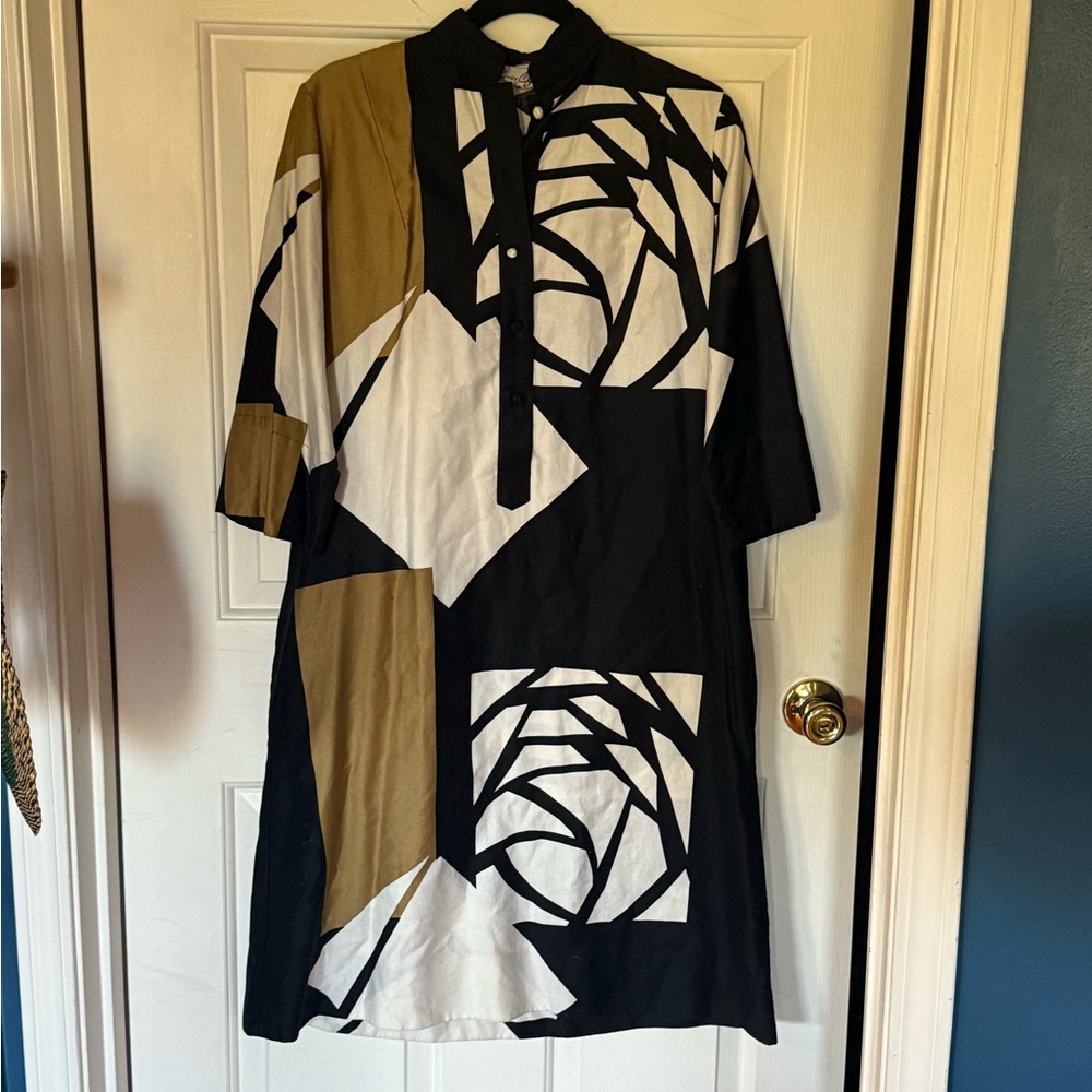 Catherine Ogust Vintage Retro Caftan Geometric Black and White Midi Dress